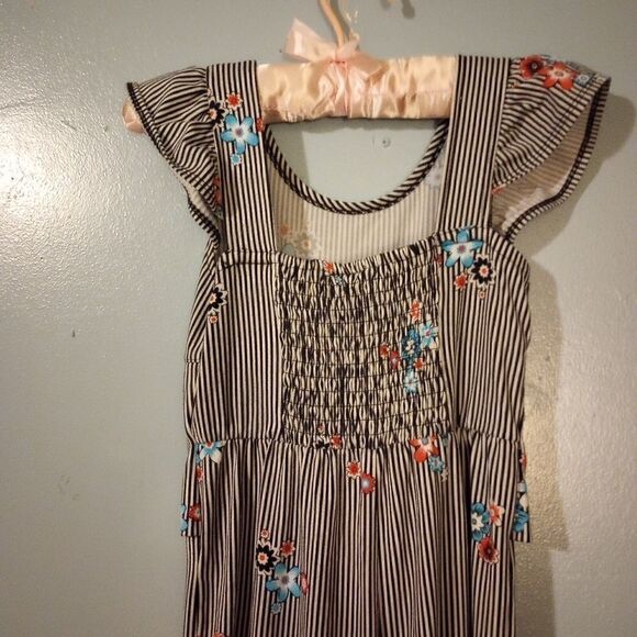 - Wonder nation floral and stripes romper with bow - Picture 4 of 12